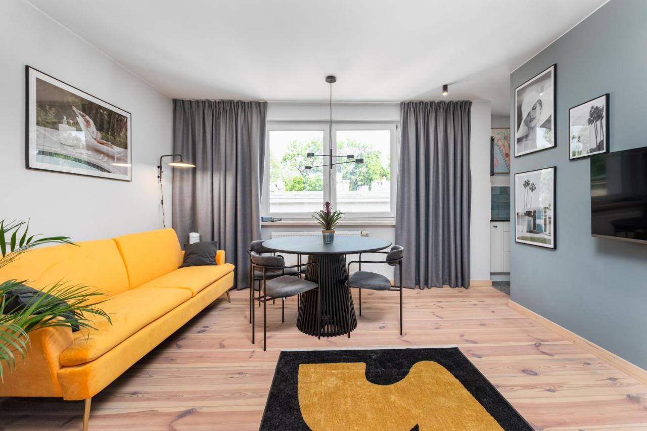 Walecznych 51 By Homeprime Warsaw