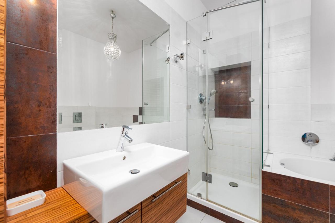 Skoroszewska 7 By Homeprime Apartment