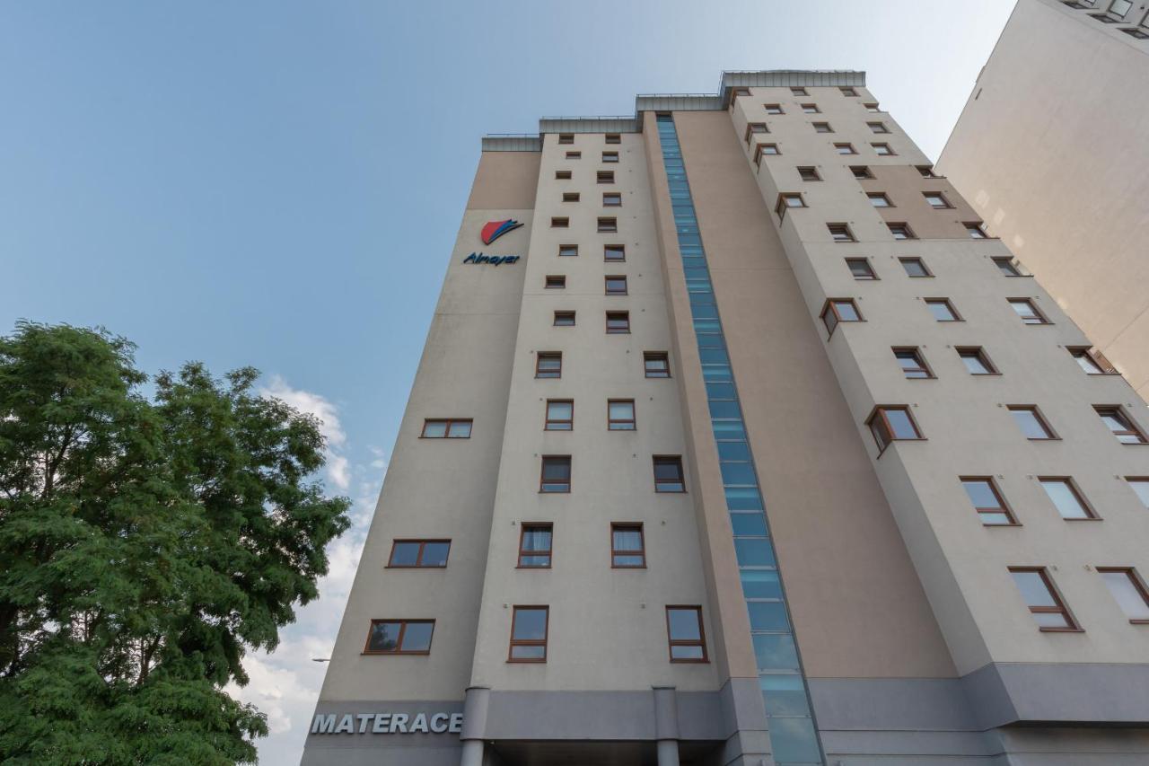 Spacious Family With Parking & Balcony In Warsaw, Bielany By Renters *