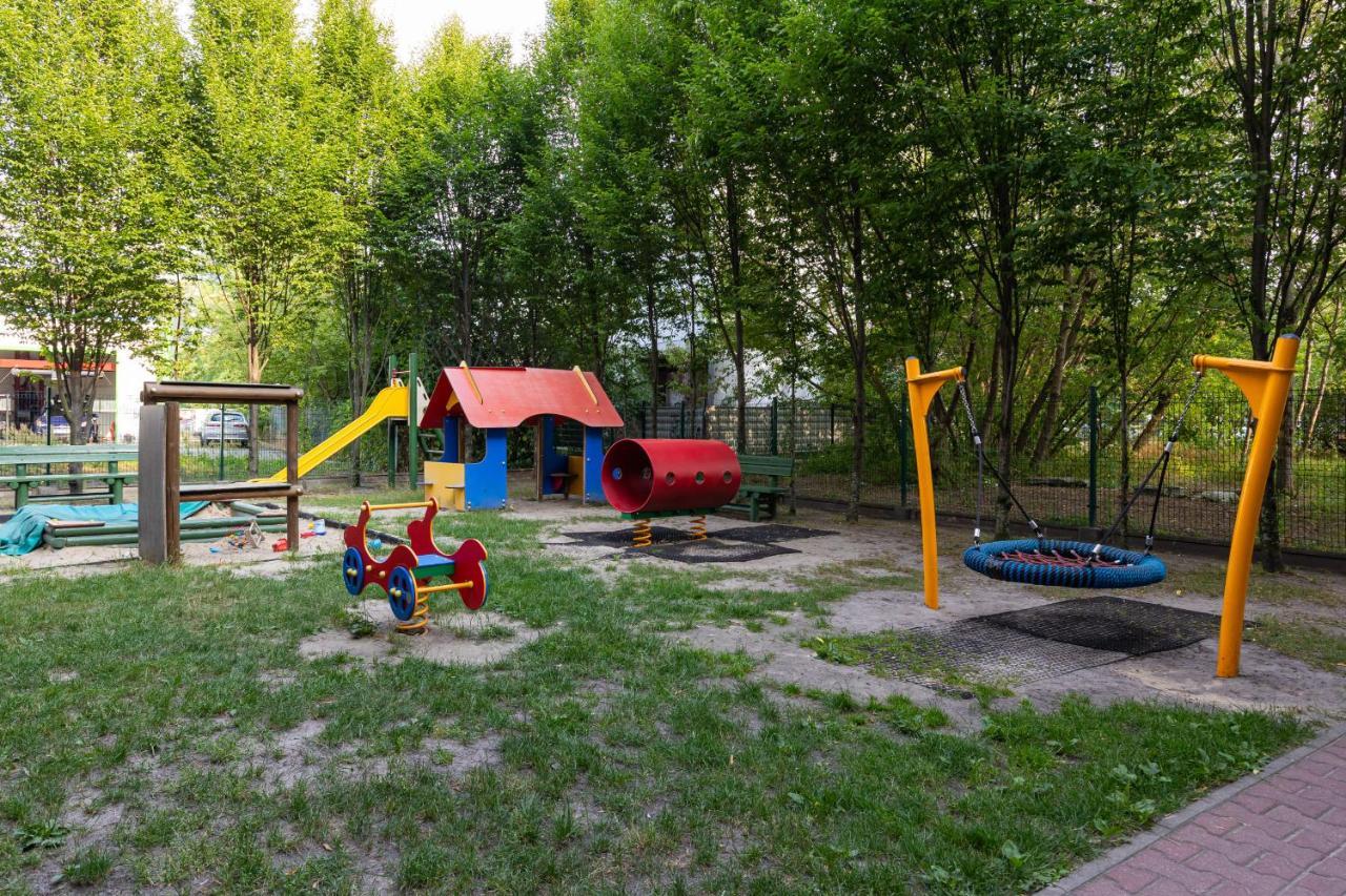 Căn hộ Spacious Family With Parking & Balcony In Warsaw, Bielany By Renters
