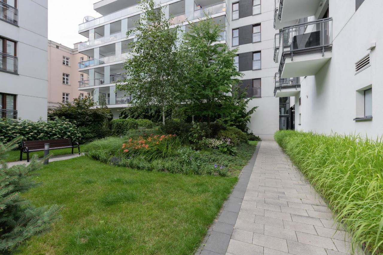 Stylish & Trendy 1 Bedroom Wola With Parking By Renters *