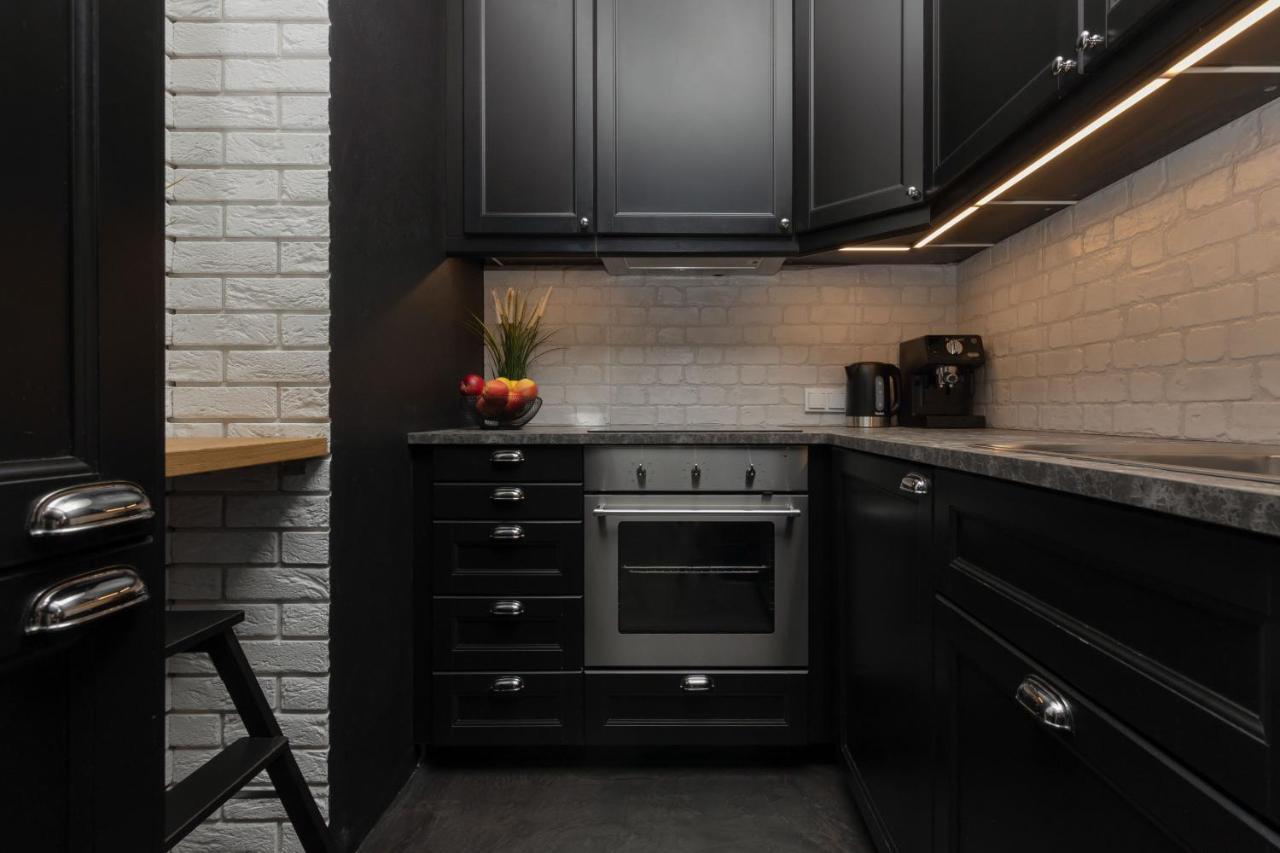 Apartment Stylish & Trendy 1 Bedroom Wola With Parking By Renters Warsaw