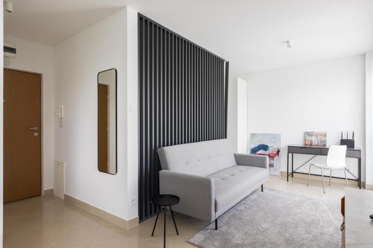 Elektoralna Kino Femina Studio Apartamento