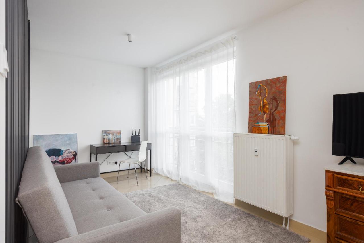 Elektoralna Kino Femina Studio Apartamento Varsóvia