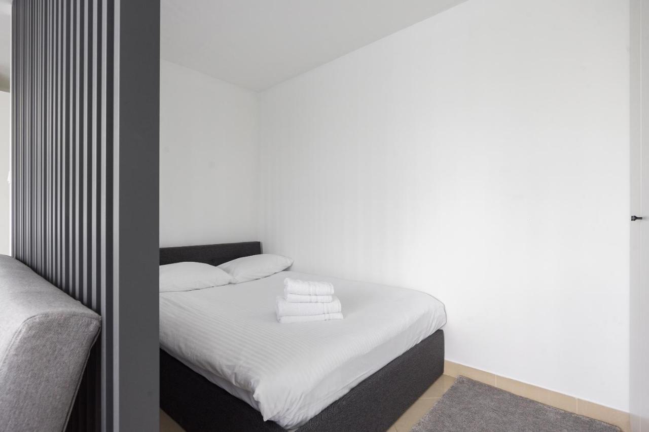 Elektoralna Kino Femina Studio Apartamento Varsóvia