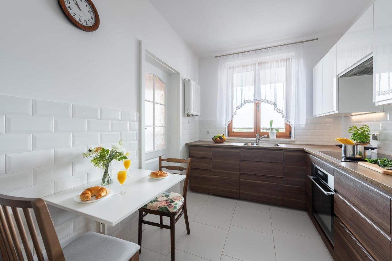 ~comfortify~ Kingsize Bed, A/c, Wifi, Skylineview
