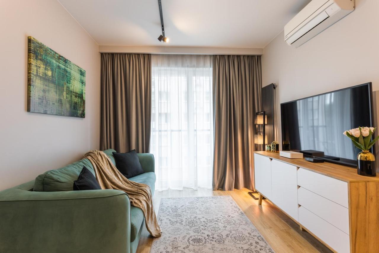 Golden - Luxury Building With Terrace On The Roof - Sienna Str *