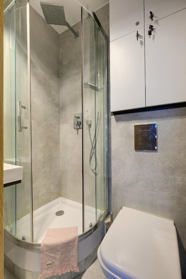 Apartament 5br Flat In Center Warszawa