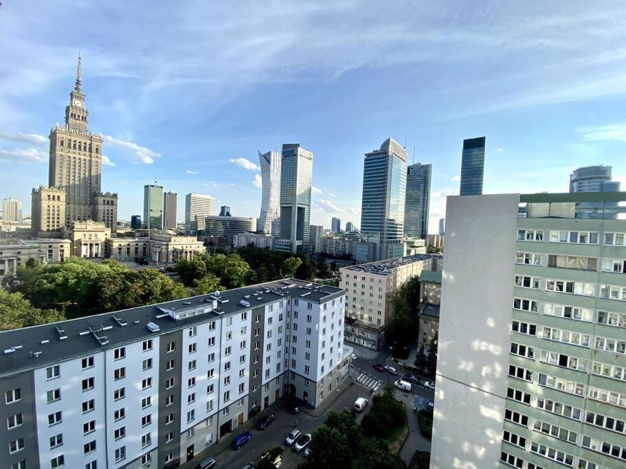 City Centre Studio By Esteum Host Warsaw