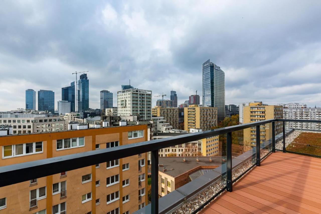Golden - Luxury Building With Terrace On The Roof - Sienna Str