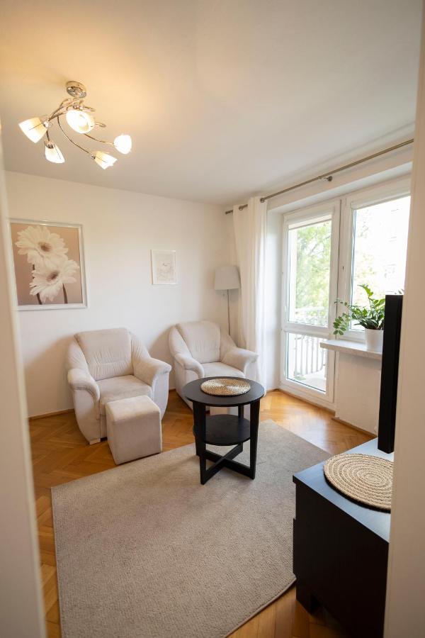 Apartamento Przyjazne Mieszkanie W Centrum Warszawy - Ul Smolna Varsóvia