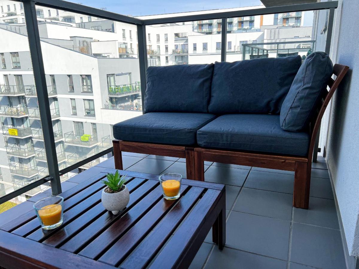 Nowoczesny Apartament - Blisko Centrum * Warsaw