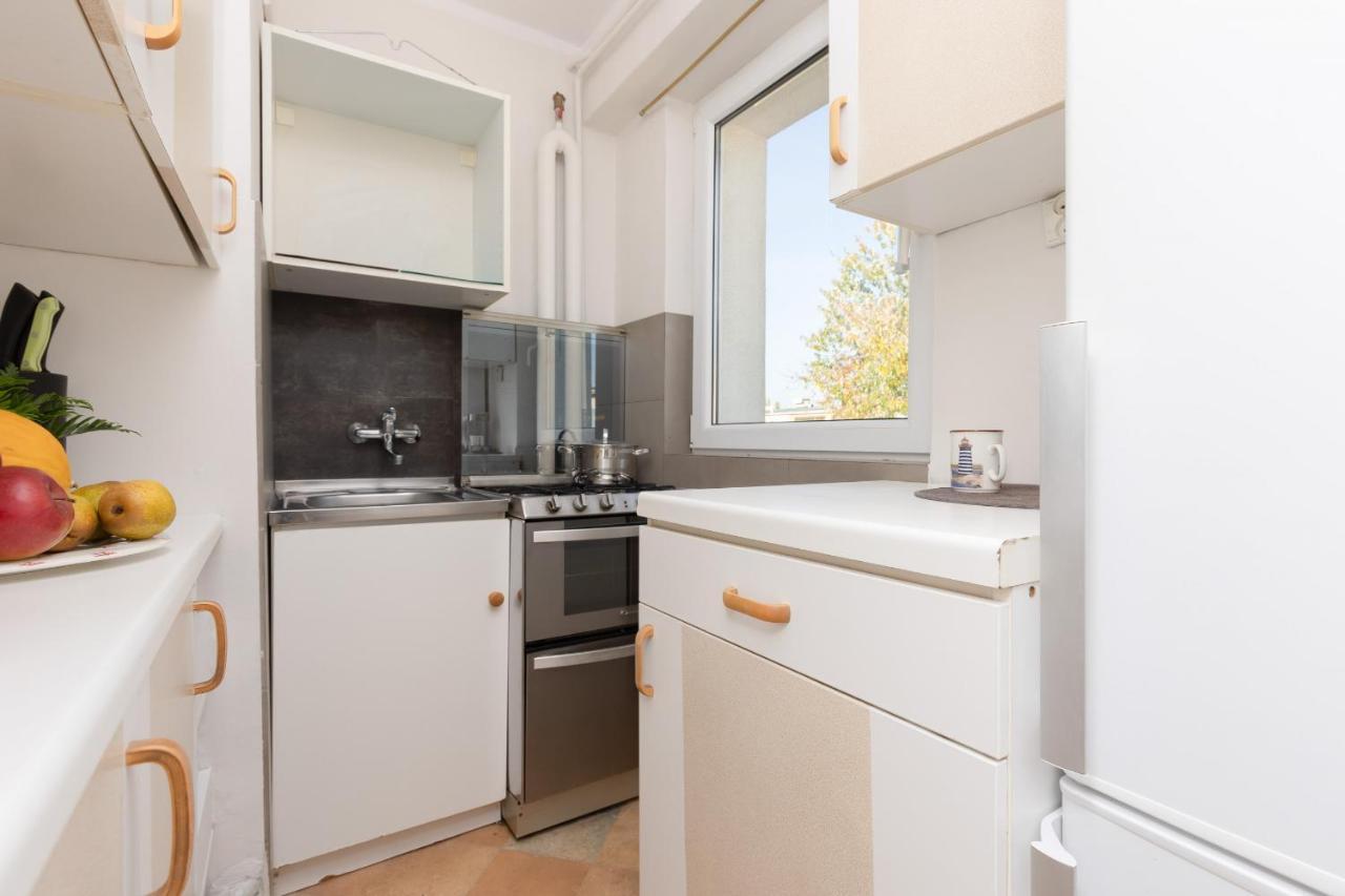 Metro Wawrzyszew By Renters Apartament *