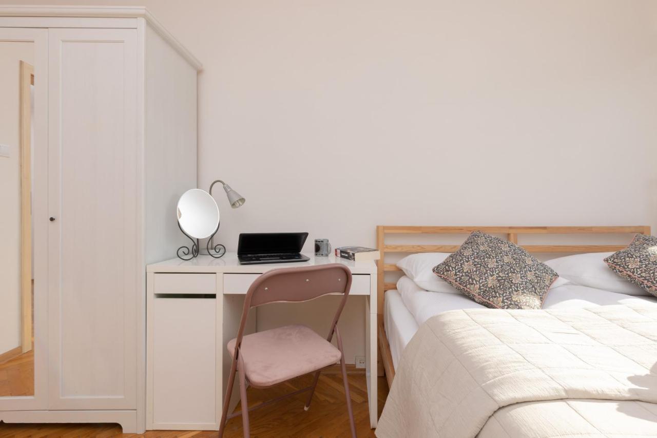 Metro Wawrzyszew By Renters Apartament Warszawa