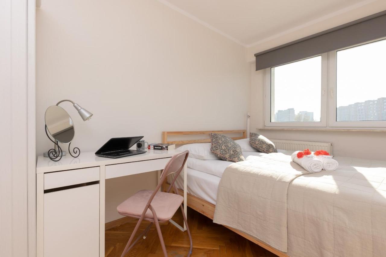 Metro Wawrzyszew By Renters Apartament Warszawa