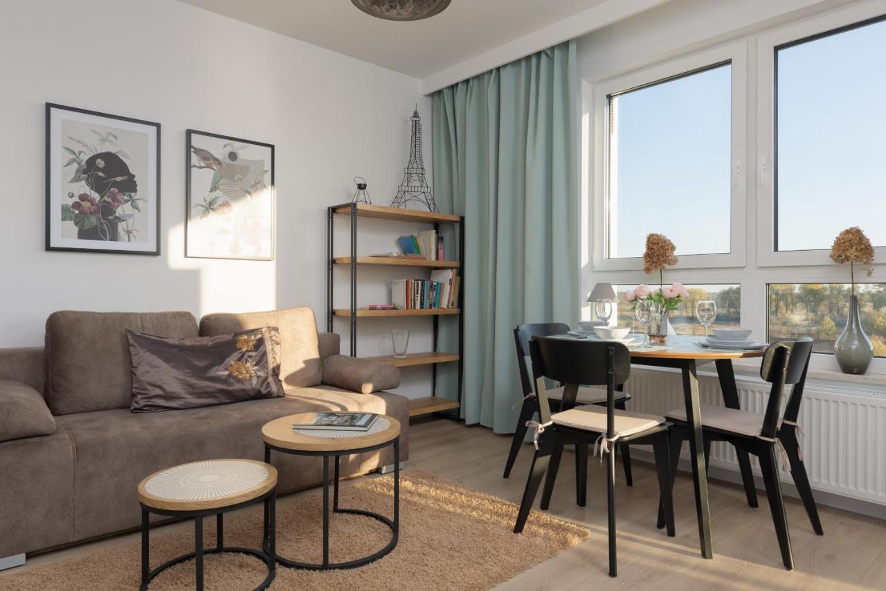 Praga With Parking By Renters Apartment Warsaw