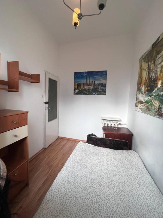 Hospedagem domiciliar Apartrooms Rondo Onz Dnf 39 Grzybowska Varsóvia
