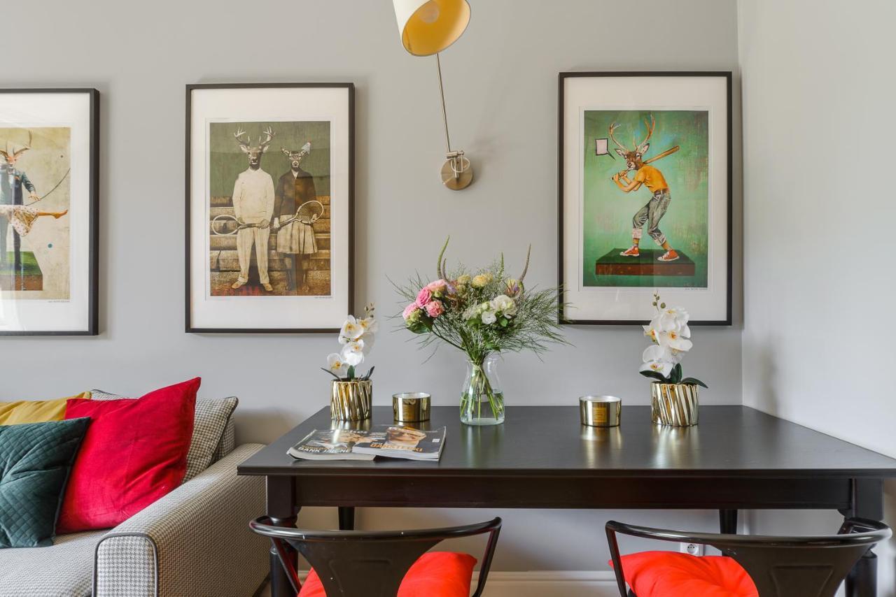 Apartment Luxury In District Of On Siedmiogrodzka Warsaw