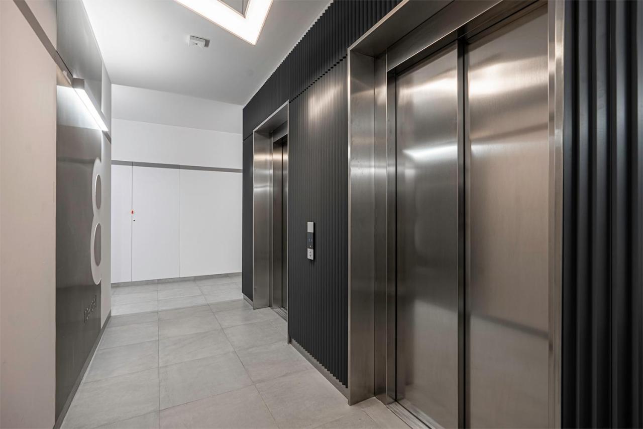 Rondo Daszynskiego N3 - 8th Floor, View, Subway - By Rentujemy Apartment
