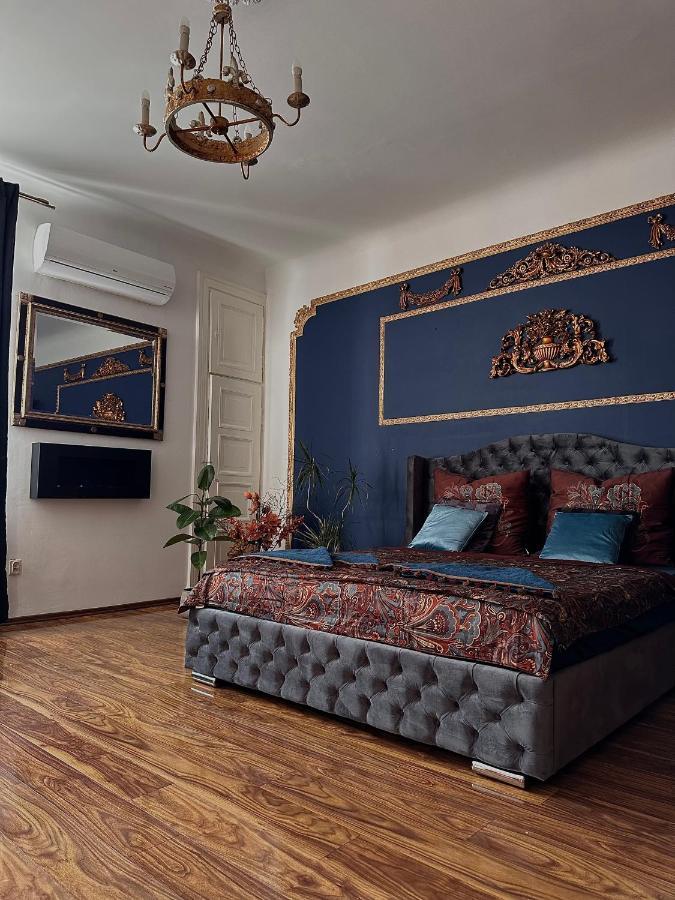 Apartment Exclusive Chmielna Street 95m2
