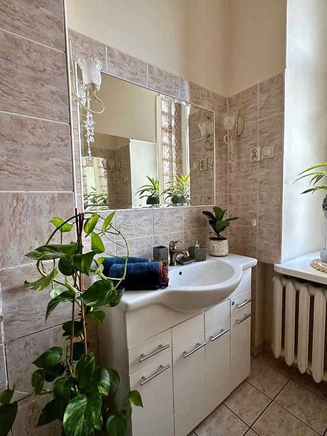 Exclusive Chmielna Street 95m2