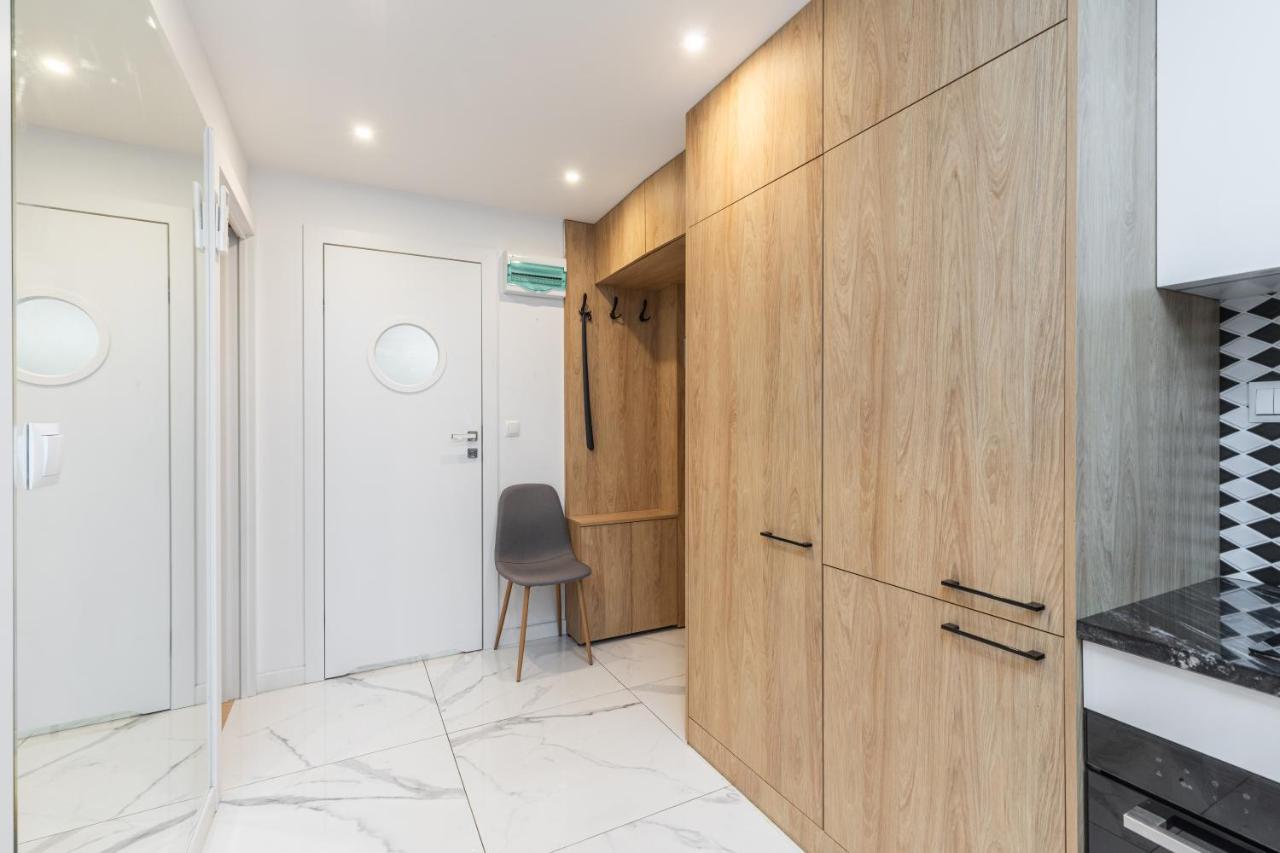 Superapart Al. Jerozolimskie 141 * Warsaw