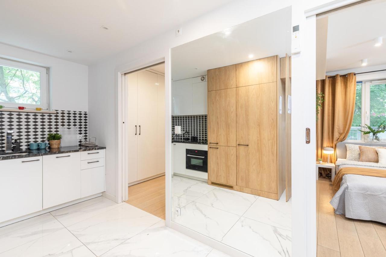Superapart Al. Jerozolimskie 141 Warsaw
