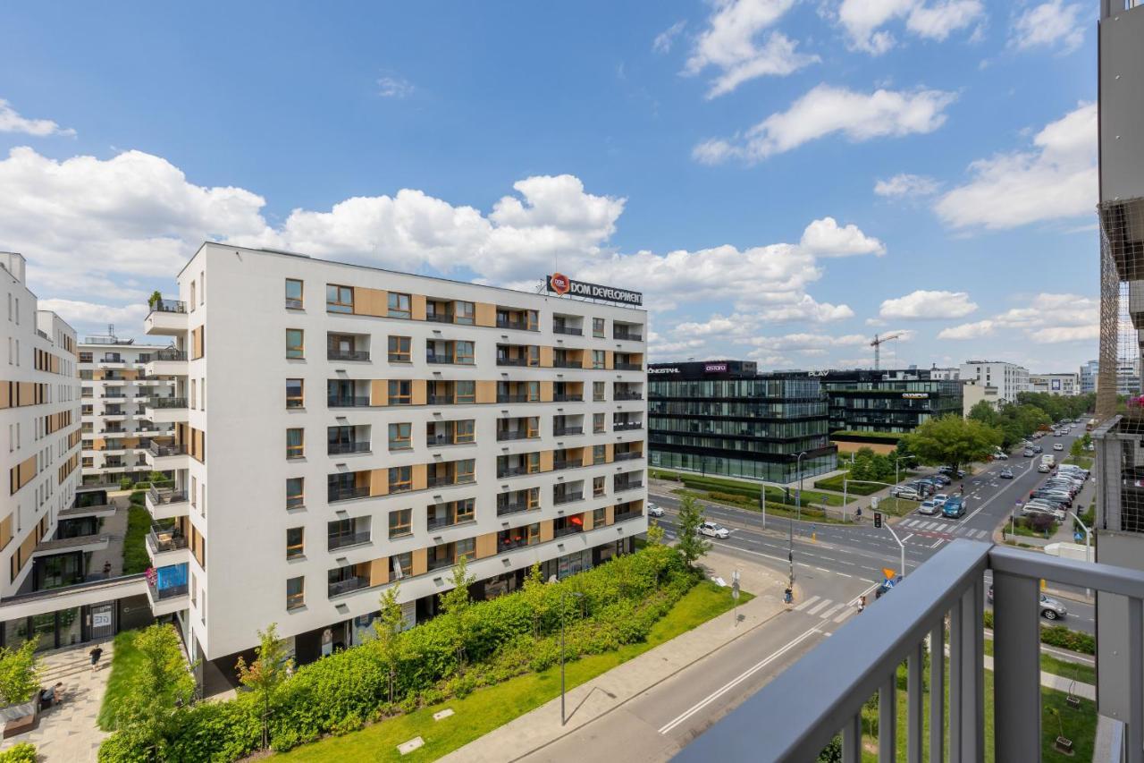 Apartment Elegant With Balcony & Parking By Renters