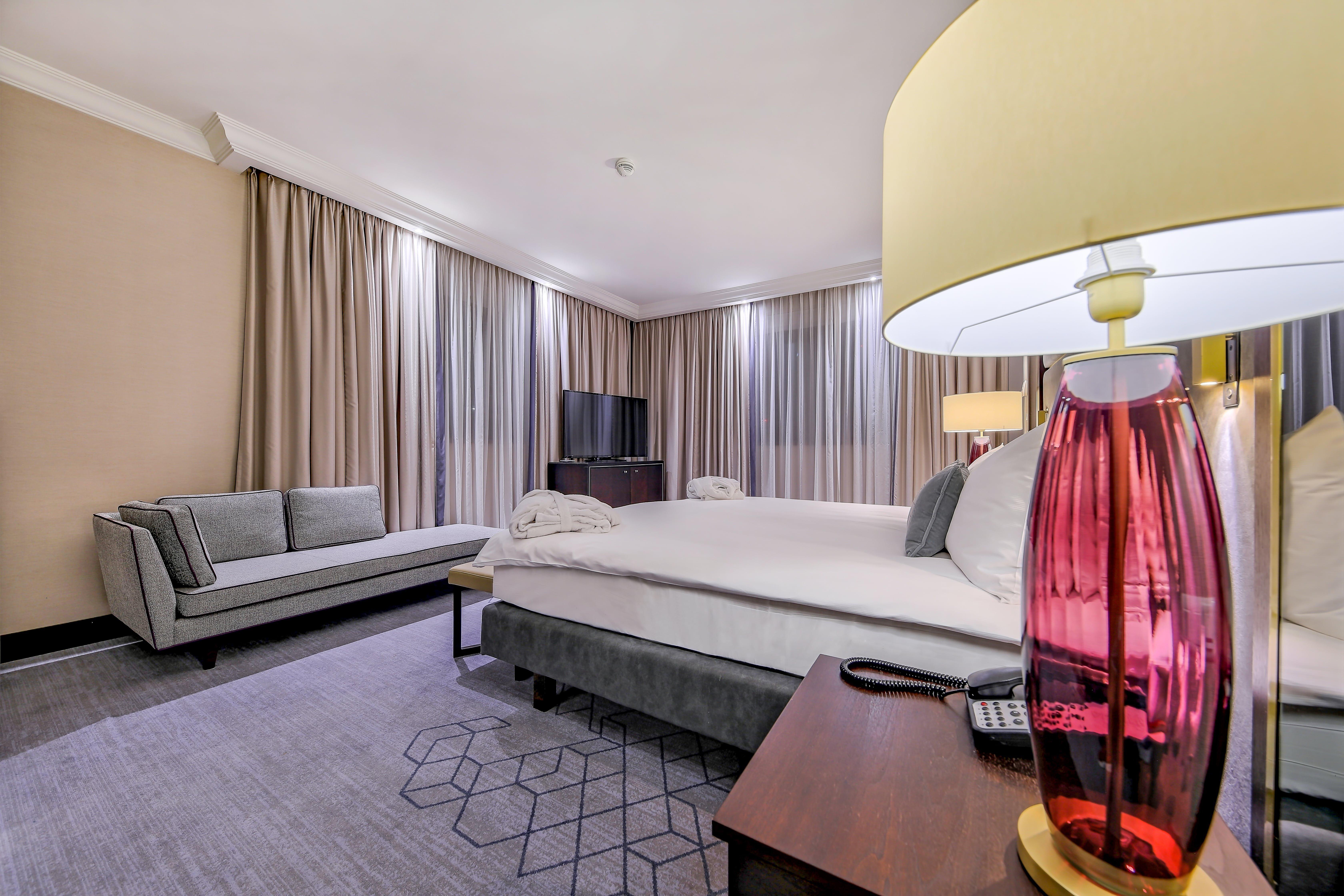 Intercontinental By Ihg Hotel Warsaw