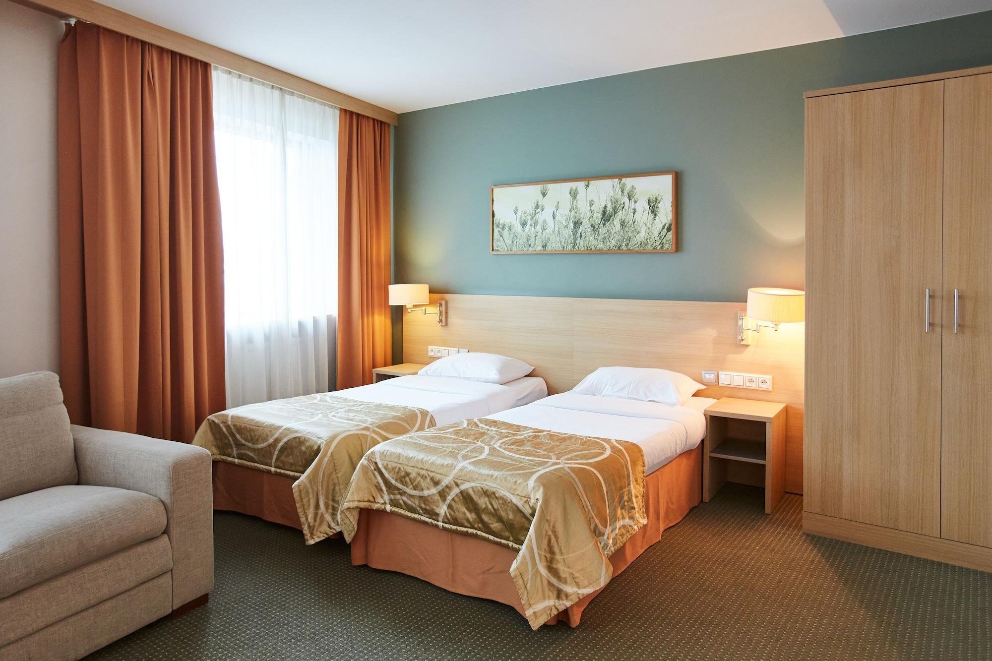 Arche Pulawska Warsaw