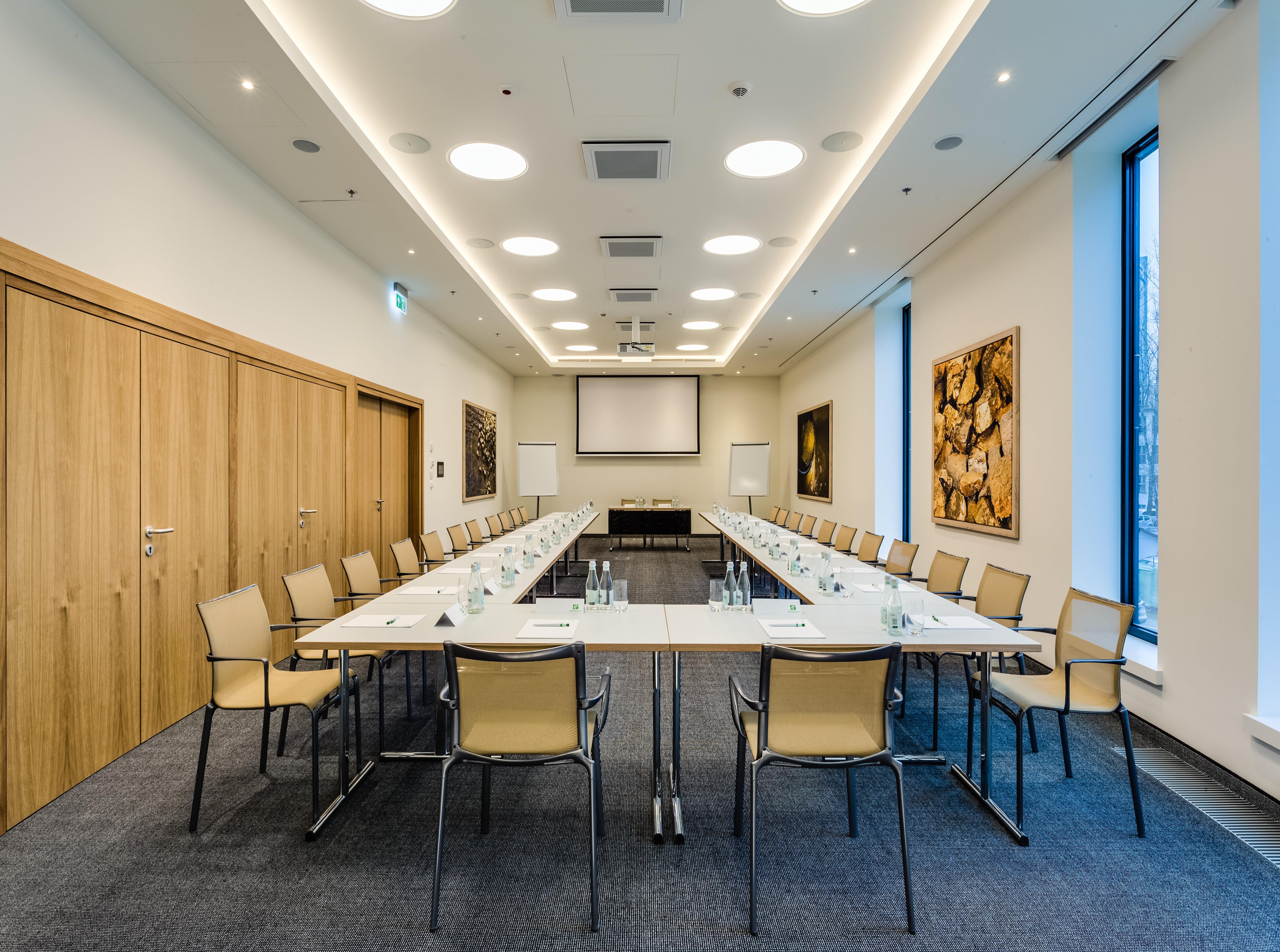 - Centre By Ihg 3* Warschau
