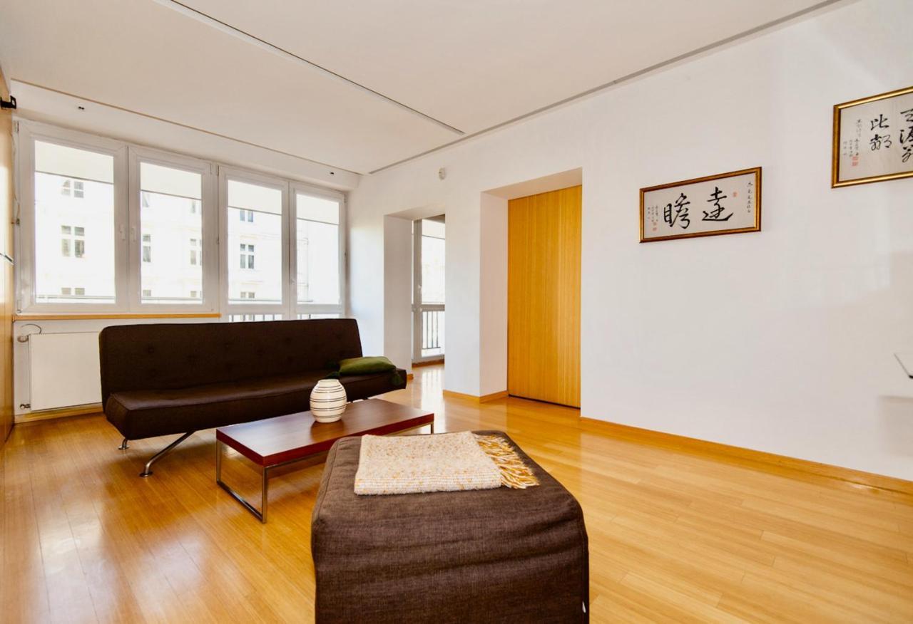 Apartment Mp Rent- Ulica Foksal 12na14-90m ,serce Warszawy, Nowy Swiat Tuz Przy Starowce Warschau