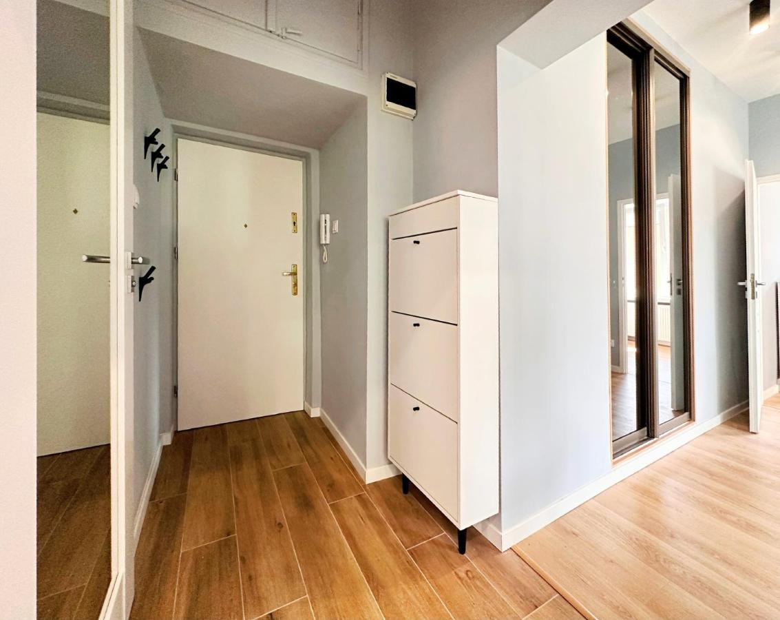 Concierge Wiatraczna Apartment *