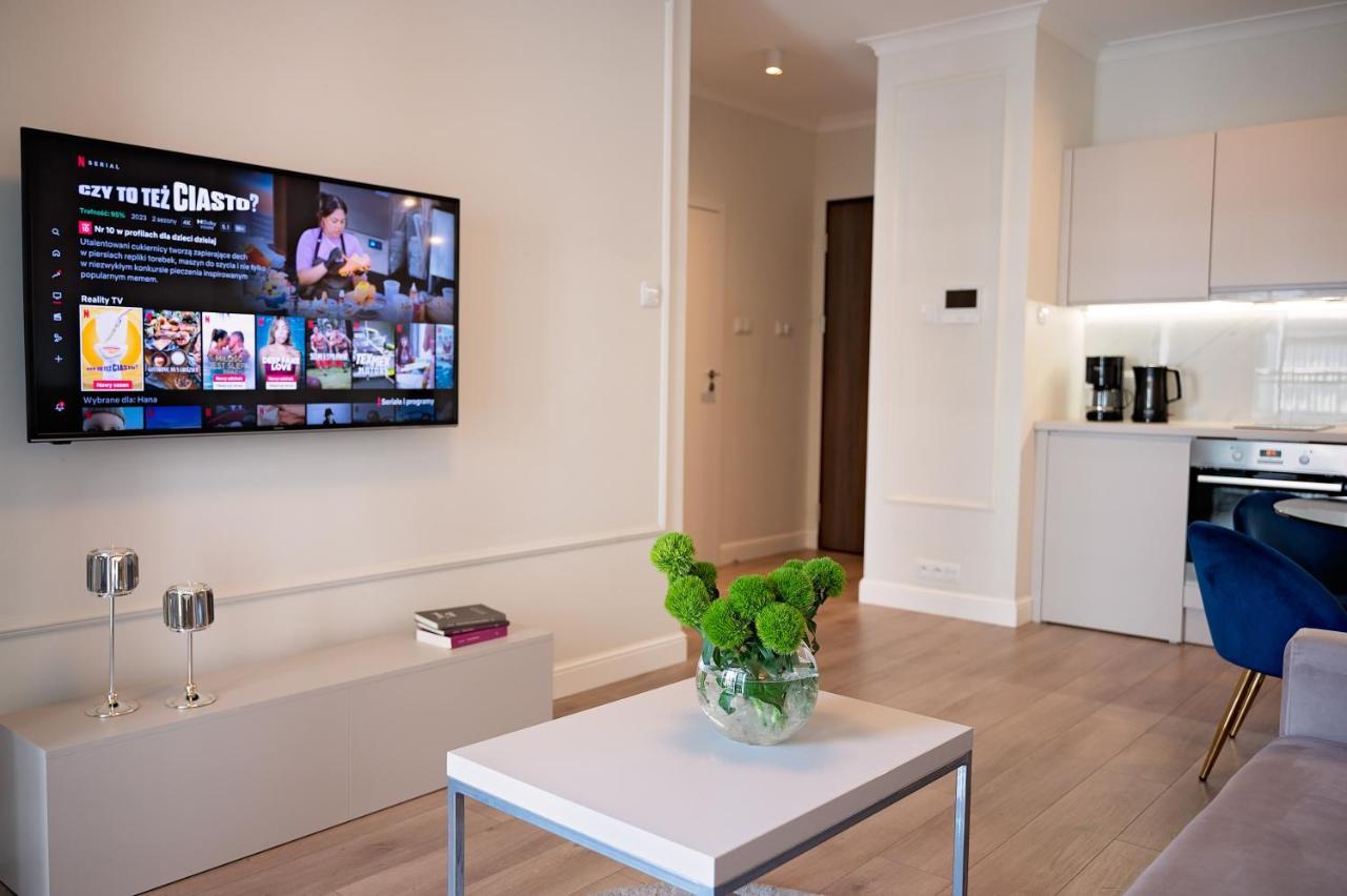 Apartment Mennica - Grzybowska 43a Warsaw