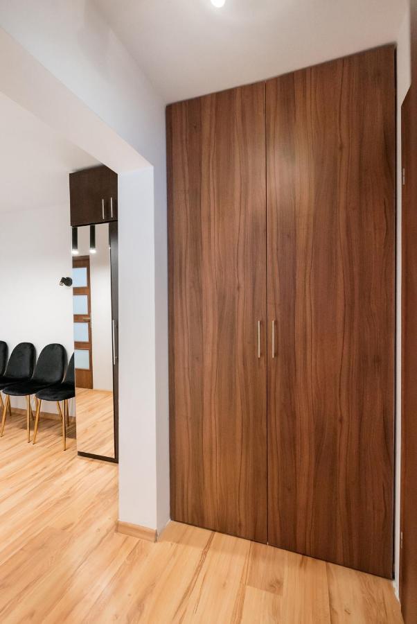 Metro Rondo Onz 2-bedroom Apartment *
