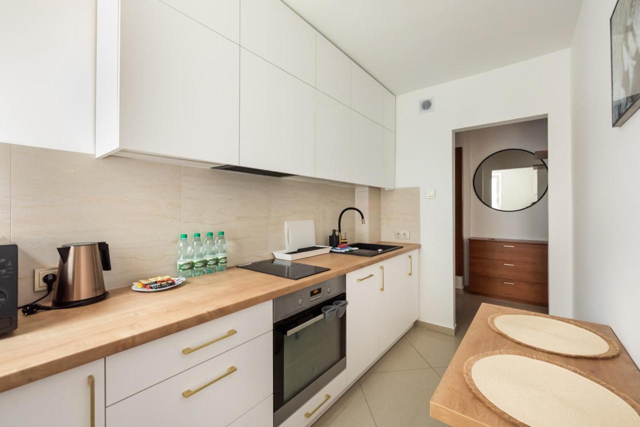 Apartment Metro Rondo Onz 2-bedroom *