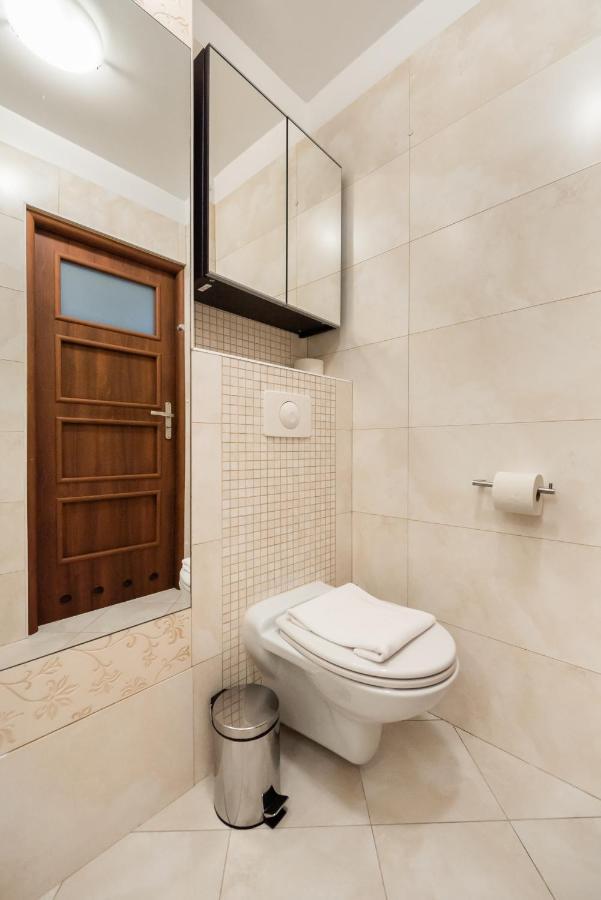 Metro Rondo Onz 2-bedroom Apartment