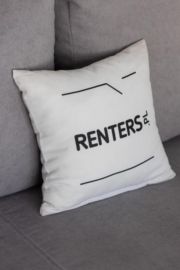 Ursus Sunny For 4 Guests With Parking & Balcony By Renters *
