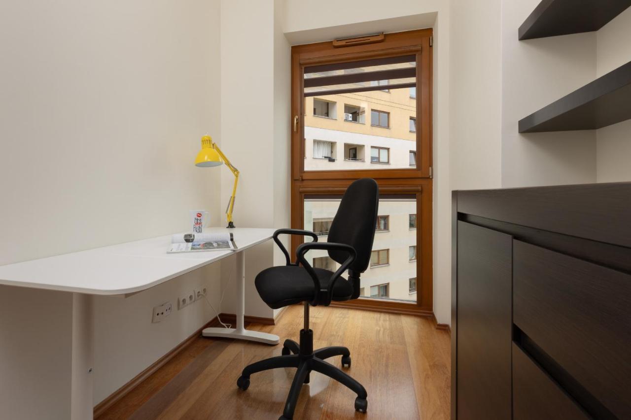 With Study Powstancow Slaskich By Renters Warszawa