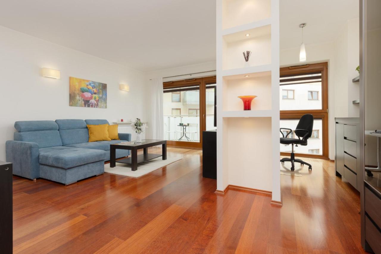 Apartament With Study Powstancow Slaskich By Renters Warszawa