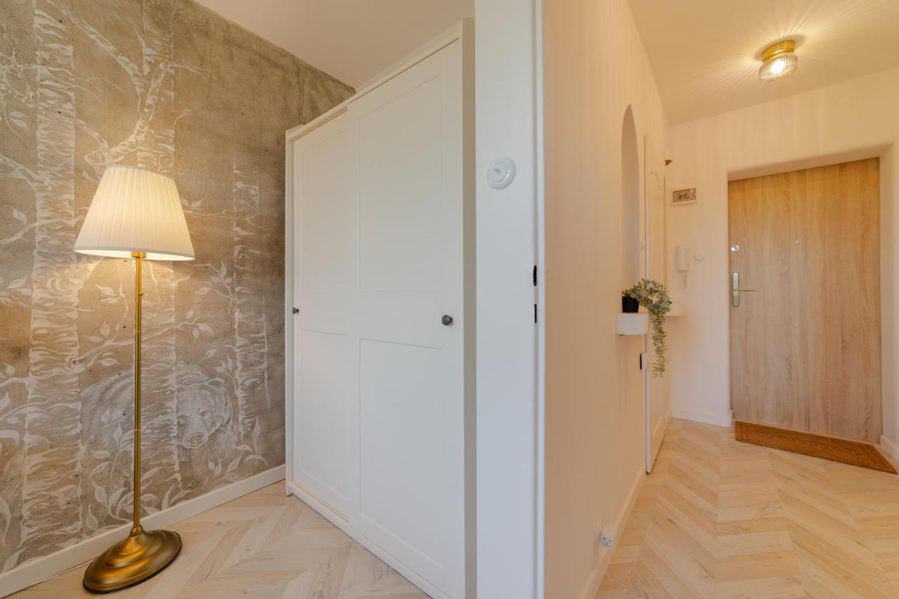 Apartment Artistic Pearl Mokotow, Piwarskiego 11 *