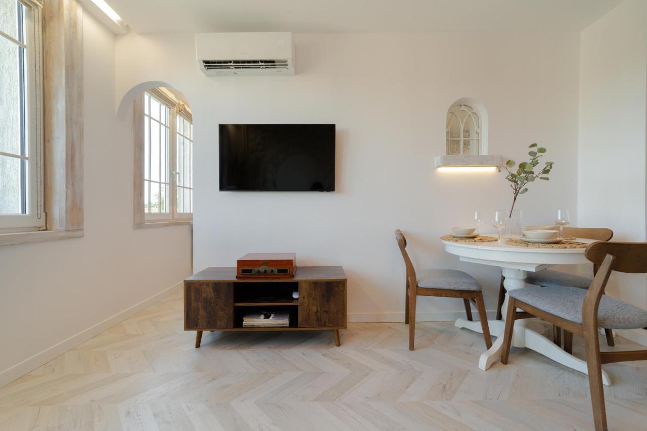 Apartment Artistic Pearl Mokotow, Piwarskiego 11 Warschau