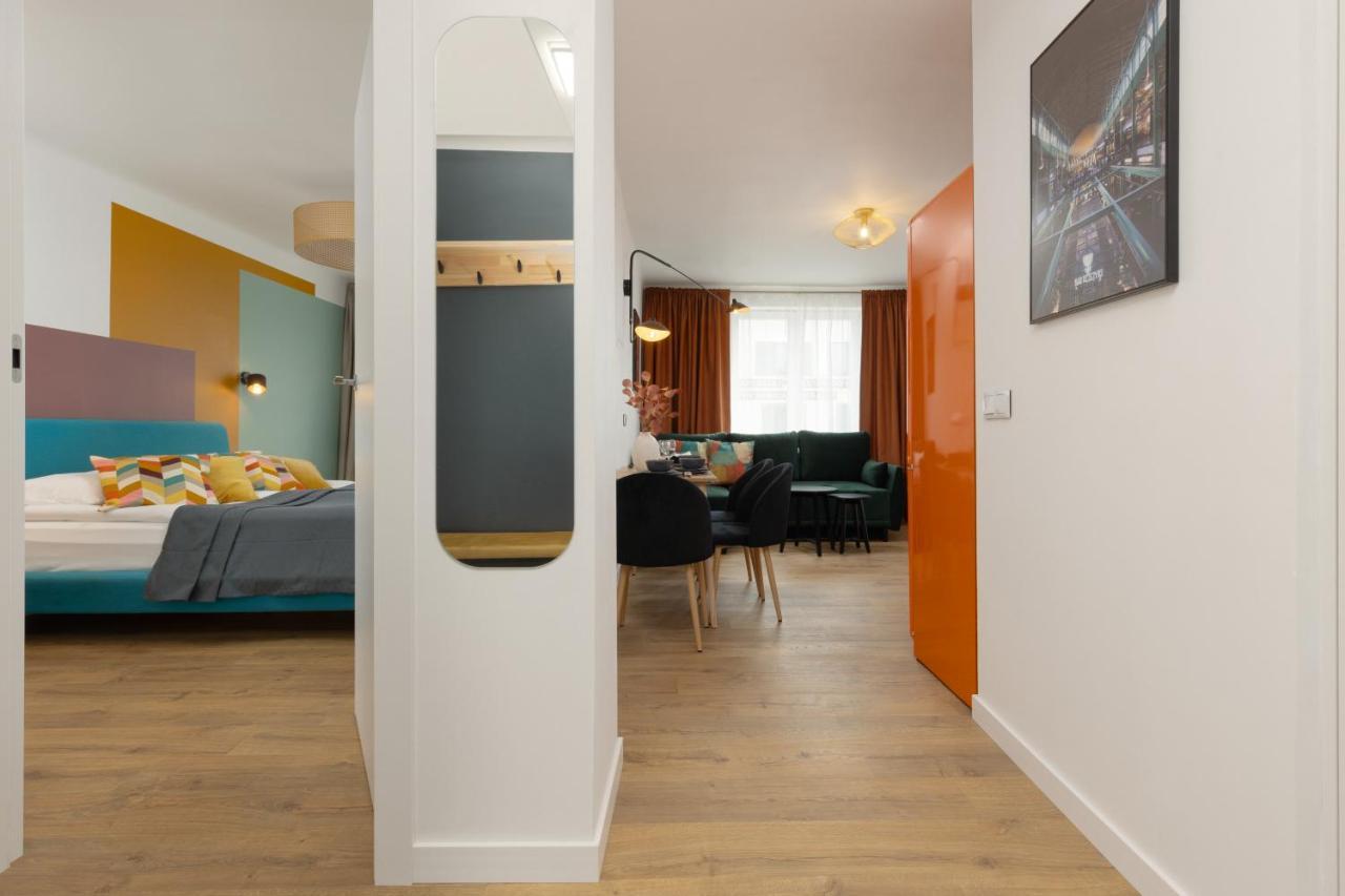 Stylish Downtown By Renters *