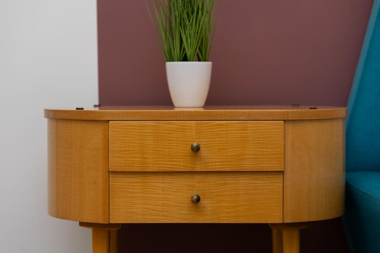 Stylish Downtown By Renters Apartment Warsaw