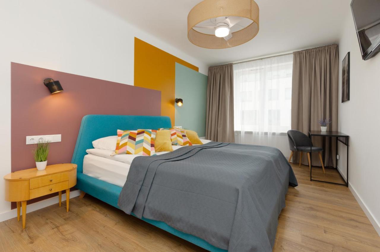 Stylish Downtown By Renters Apartment Warsaw