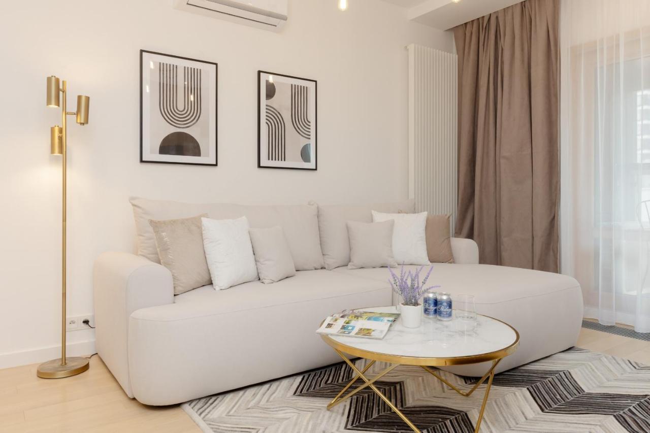 Mennica Deluxe Center By Renters Prestige *