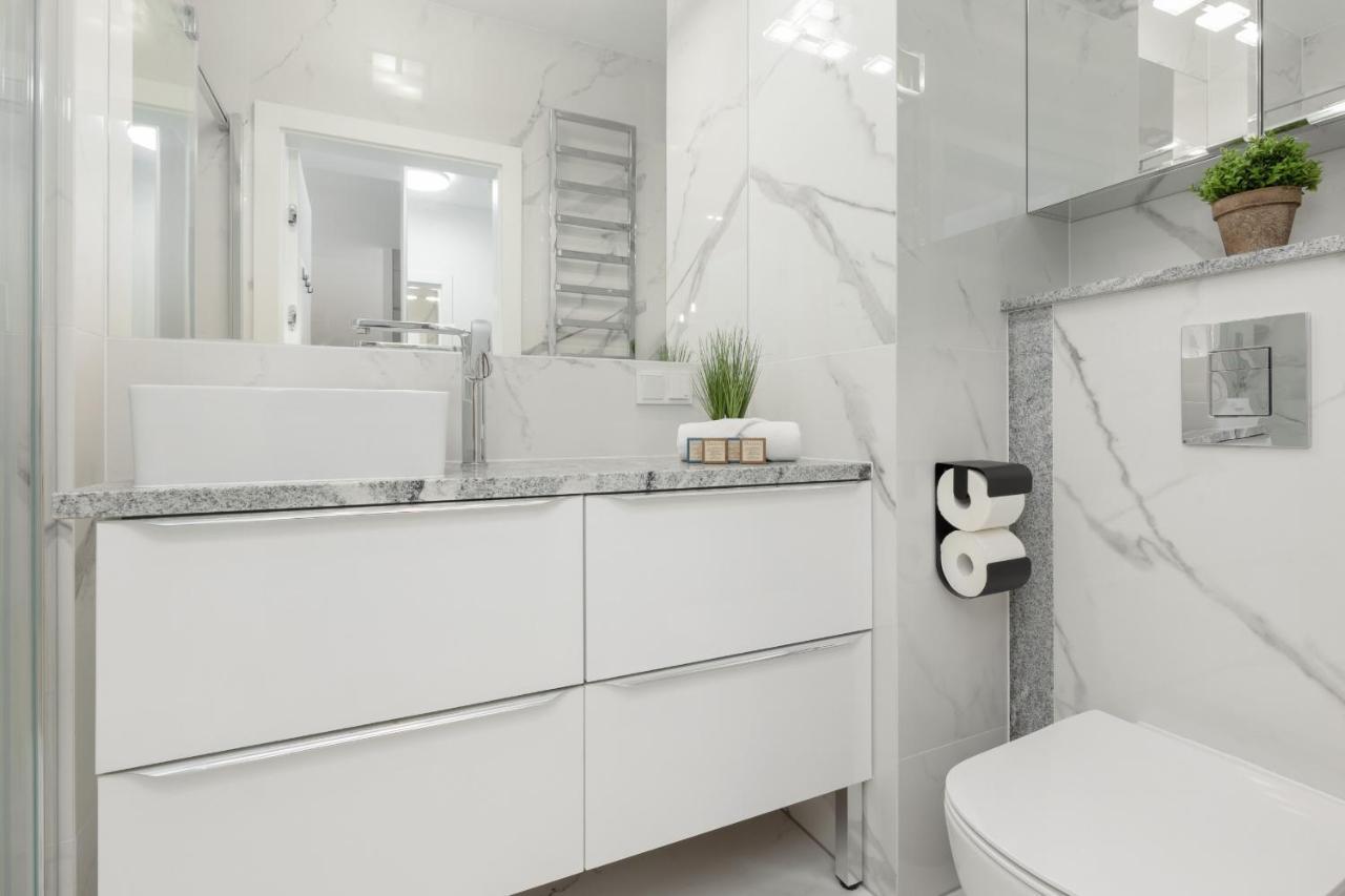 Mennica Deluxe Center By Renters Prestige