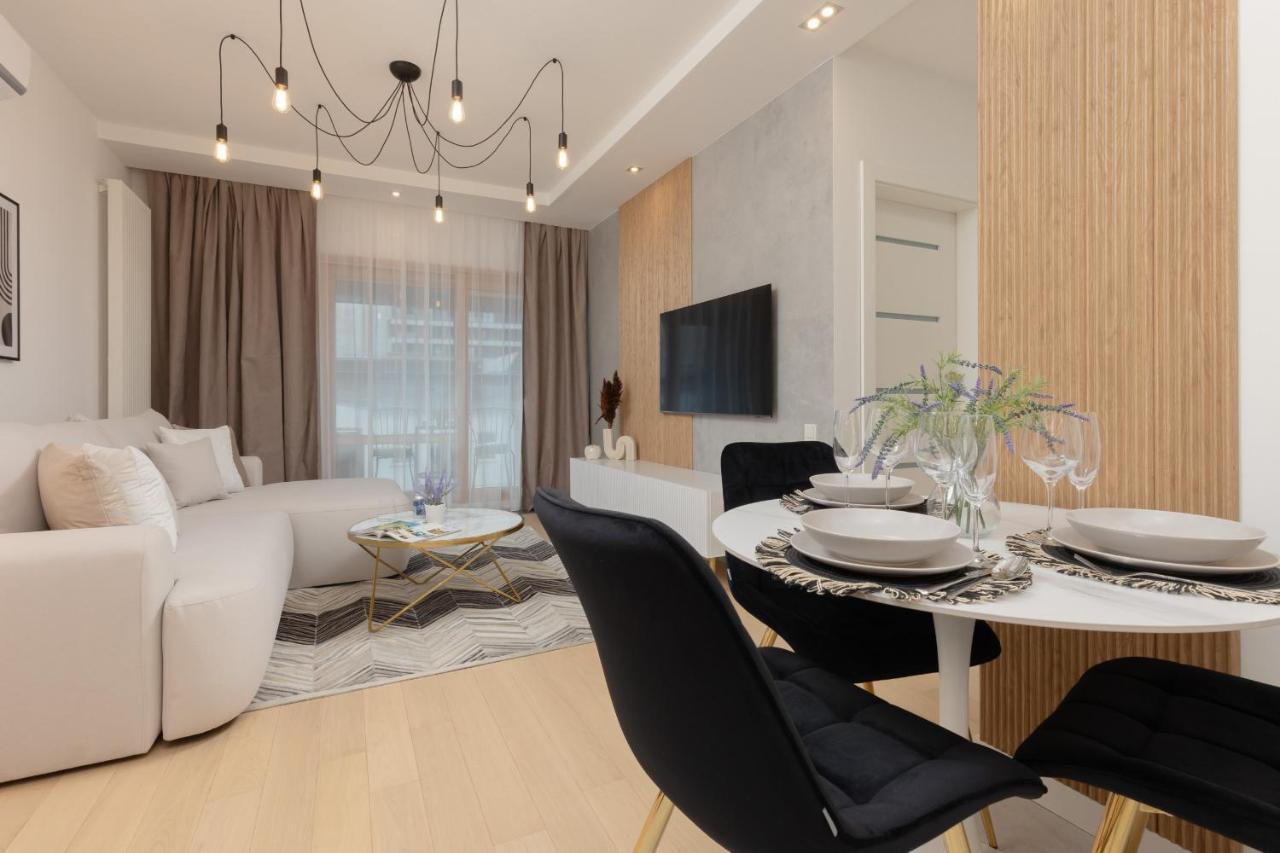 Mennica Deluxe Center By Renters Prestige * Warsaw
