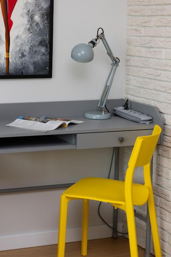 Trendy With Ac And Parking In By Renters Apartment Warsaw