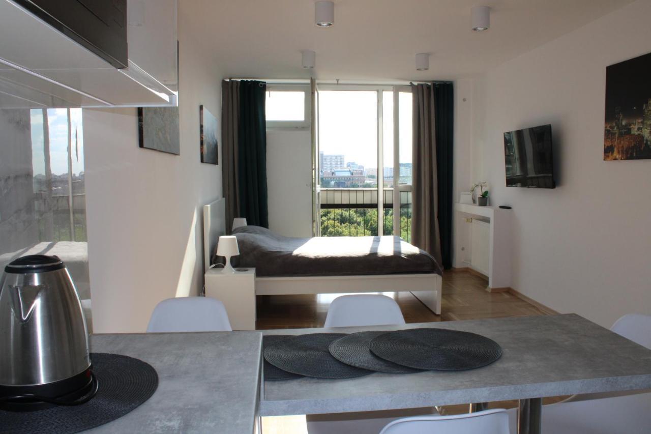 Apartment Skyview Park Apartment: Comfort With Self Check-in *